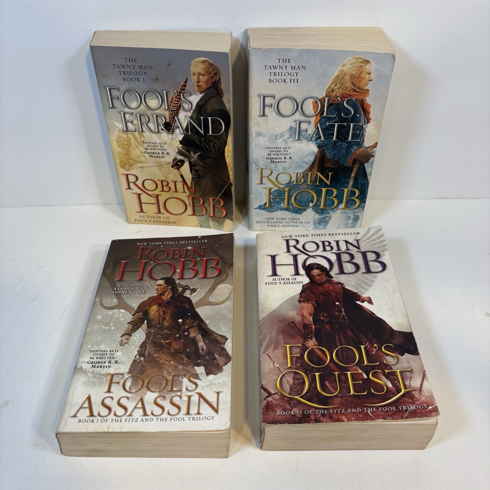 Robin Hobb Lot If 4 Books – Tawny Man 1, 3 & Fitz And Fool 1, 2