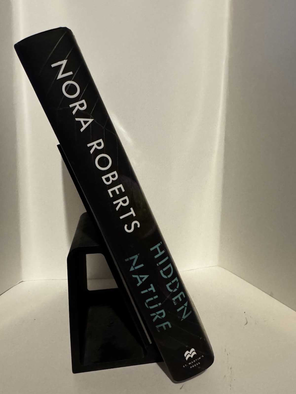 Hidden Nature by Nora Roberts (2025, Hardcover)