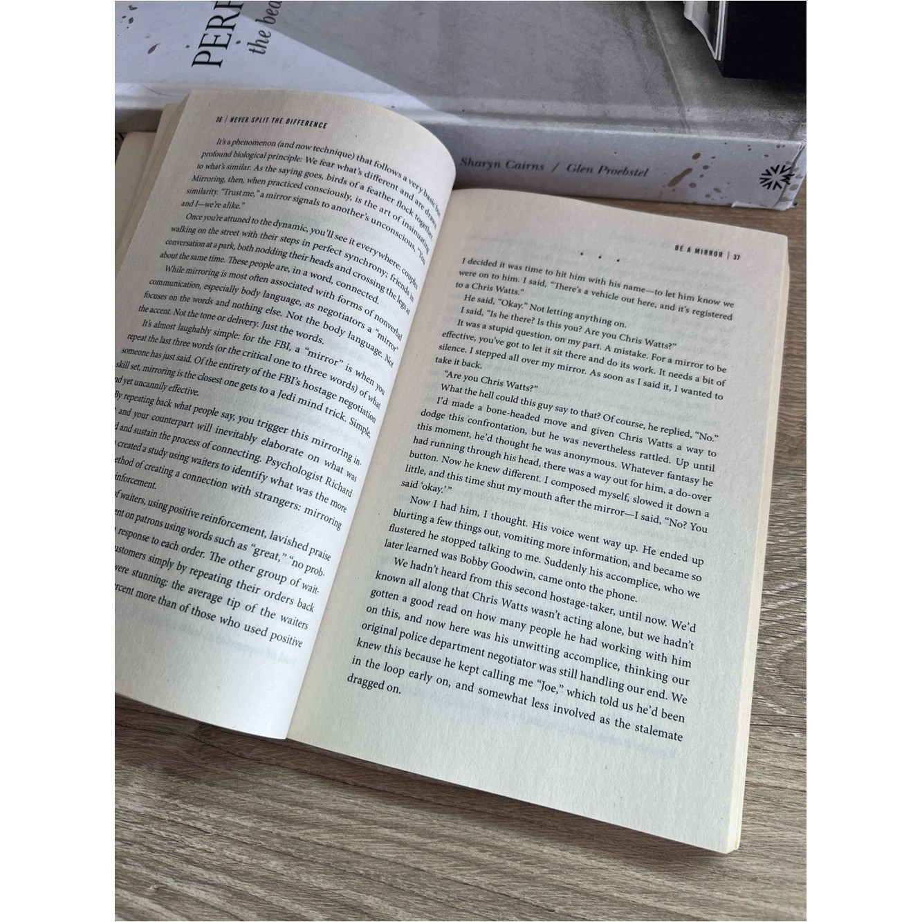 Never Split the Difference Chris Voss Paperback Negotiation Business Book
