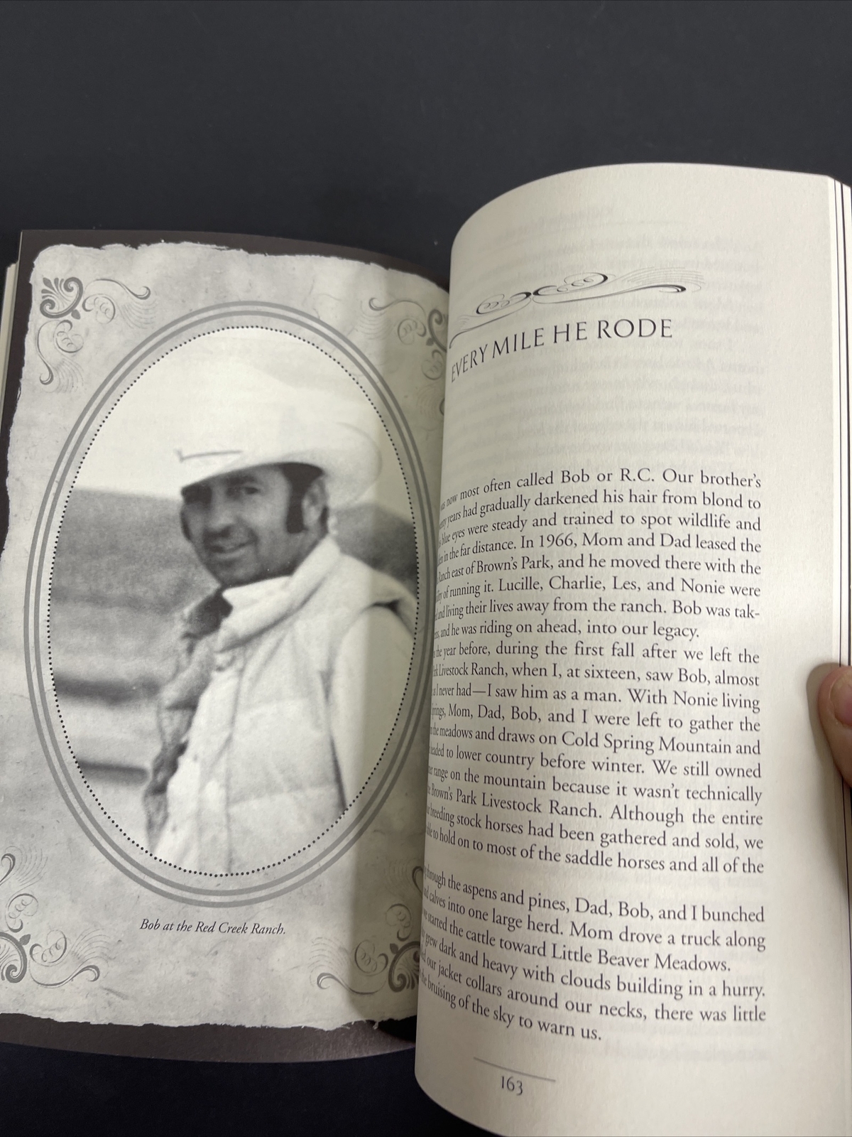 Riding the Edge of an Era: Growing Up Cowboy on the Outlaw Trail by Kouris: New