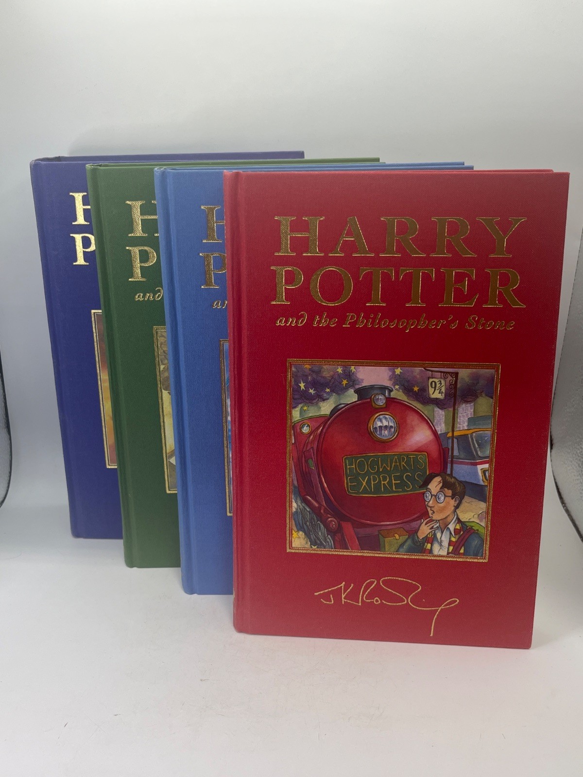 Harry Potter Gift Set Deluxe Signature Edition w Slipcase – Books 1-4 [Hardco…