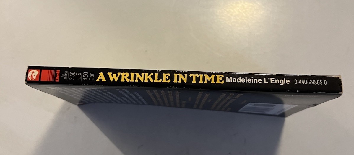 A Wrinkle in Time by Madeleine L’Engle 1976 vintage paperback Stranger Things