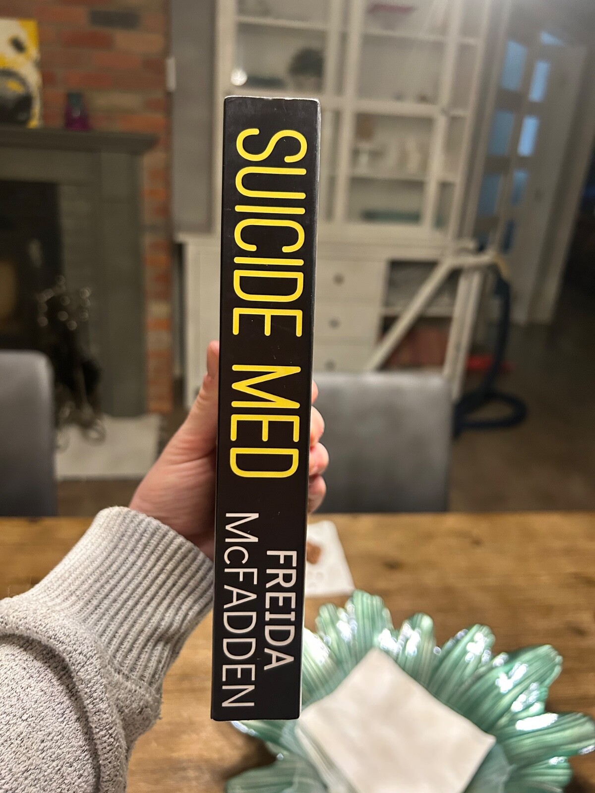 Suicide Med Book by Freida McFadden (Out Of Print) Collectible Paperback OOP