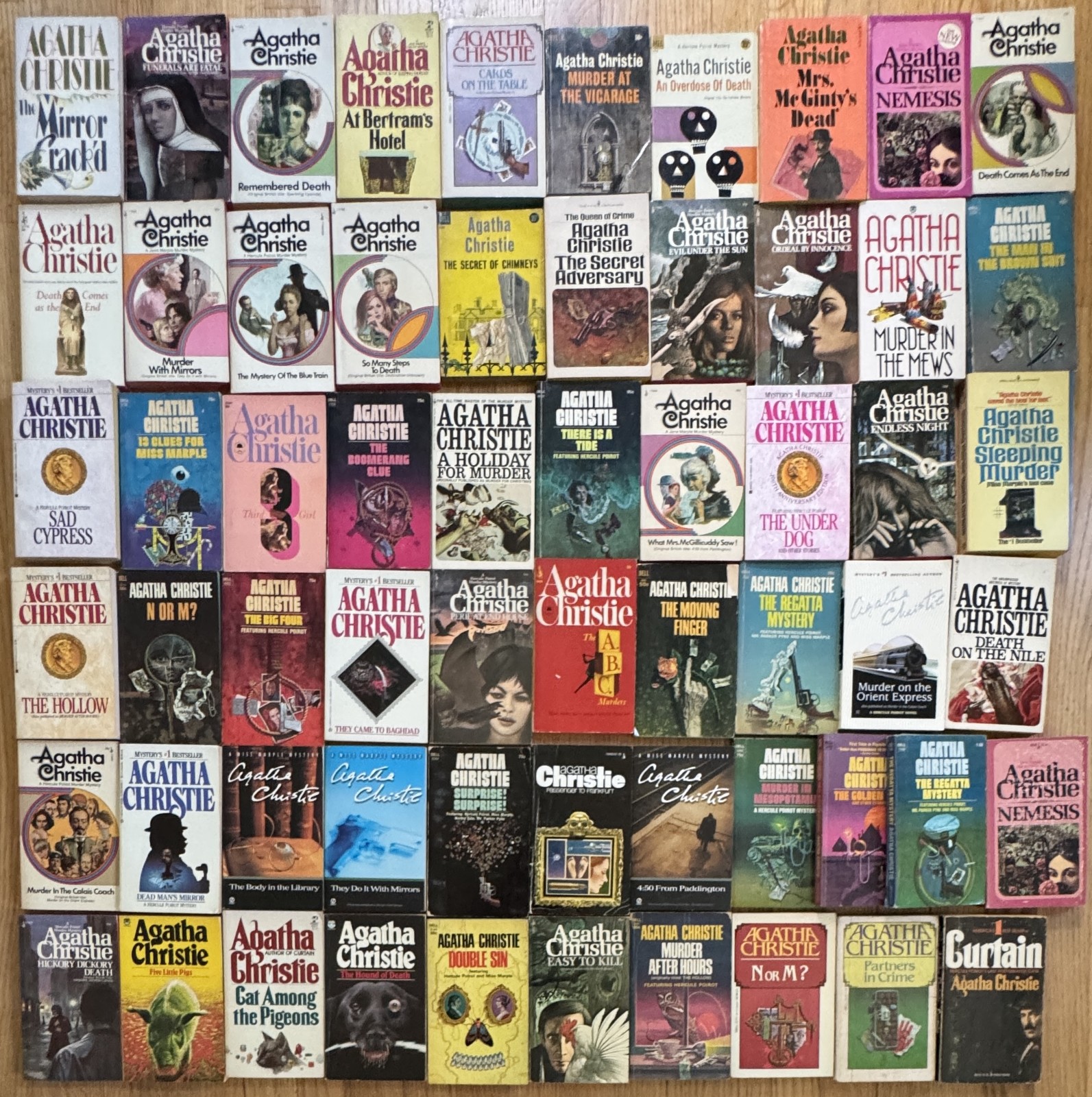 Lot 75 AGATHA CHRISTIE Novels Poirot Miss Marple