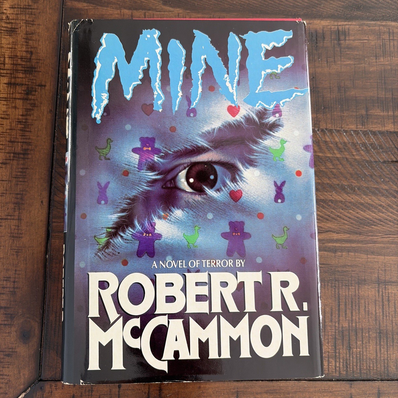 MINE by Robert R. McCammon 1990 Small Sized Hardcover with Dust Jacket