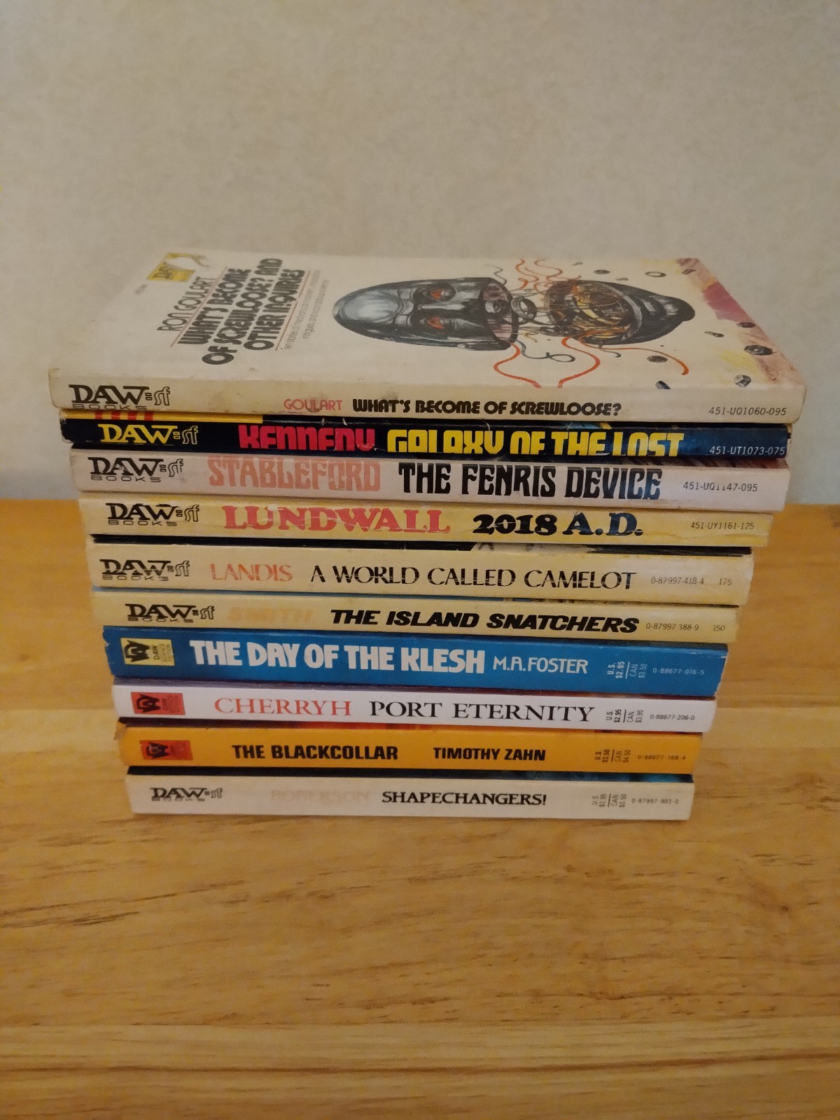Vintage Sci-Fi Fantasy Daw Books Paperback Lot Of 10 – 1970s 1980s