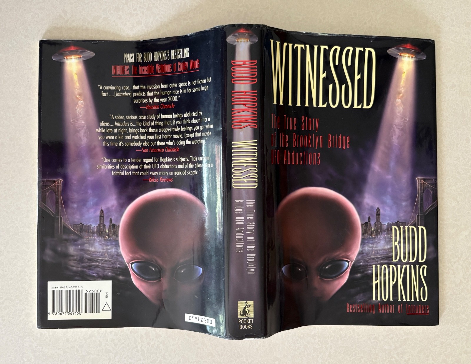 Witnessed: True Story of Brooklyn Bridge UFO Abductions by Budd Hopkins, HC-DJ