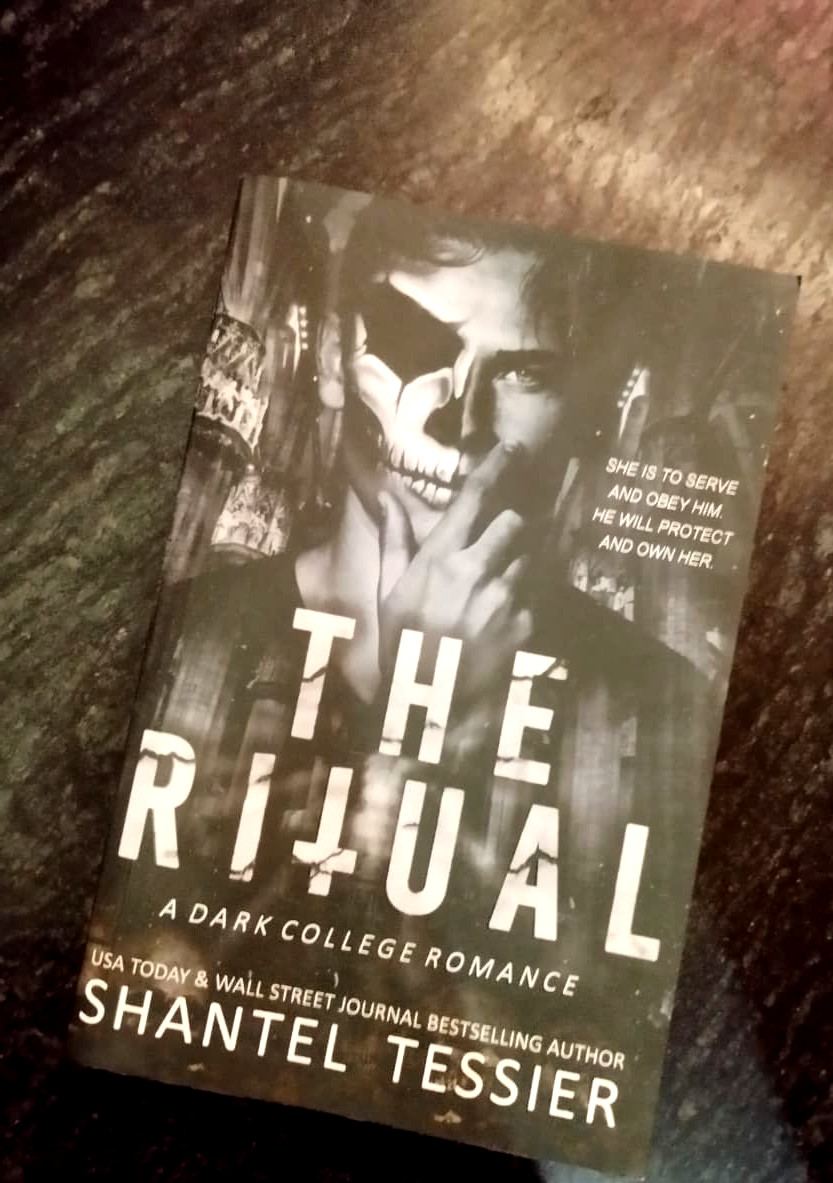 🦋🦋The Ritual A Dark College Romance🦋 paperback English🦋🦋PB