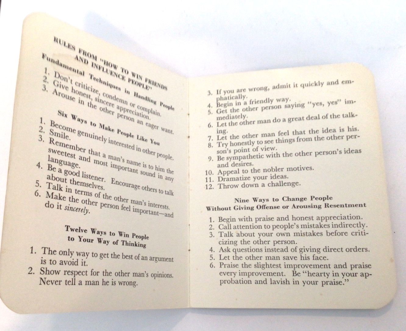 Dale Carnegie The Little Golden Book of Rules Booklet 1960’s Vintage Pocketbook
