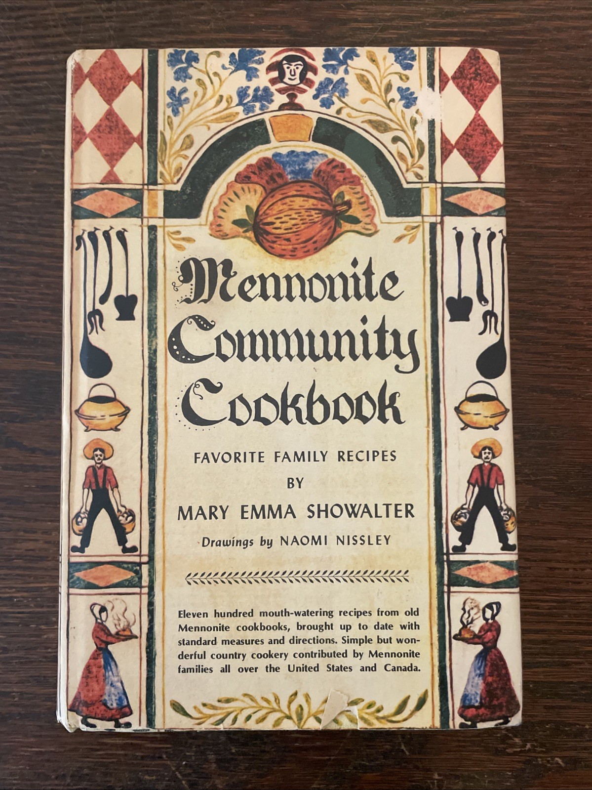 Mennonite Community Cookbook Showalter 1983 Revised HCDJ Vintage
