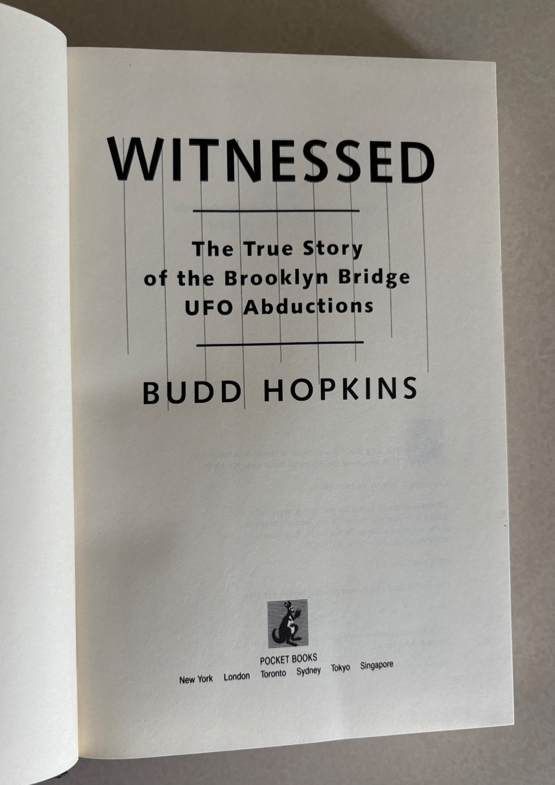 Witnessed: True Story of Brooklyn Bridge UFO Abductions by Budd Hopkins, HC-DJ