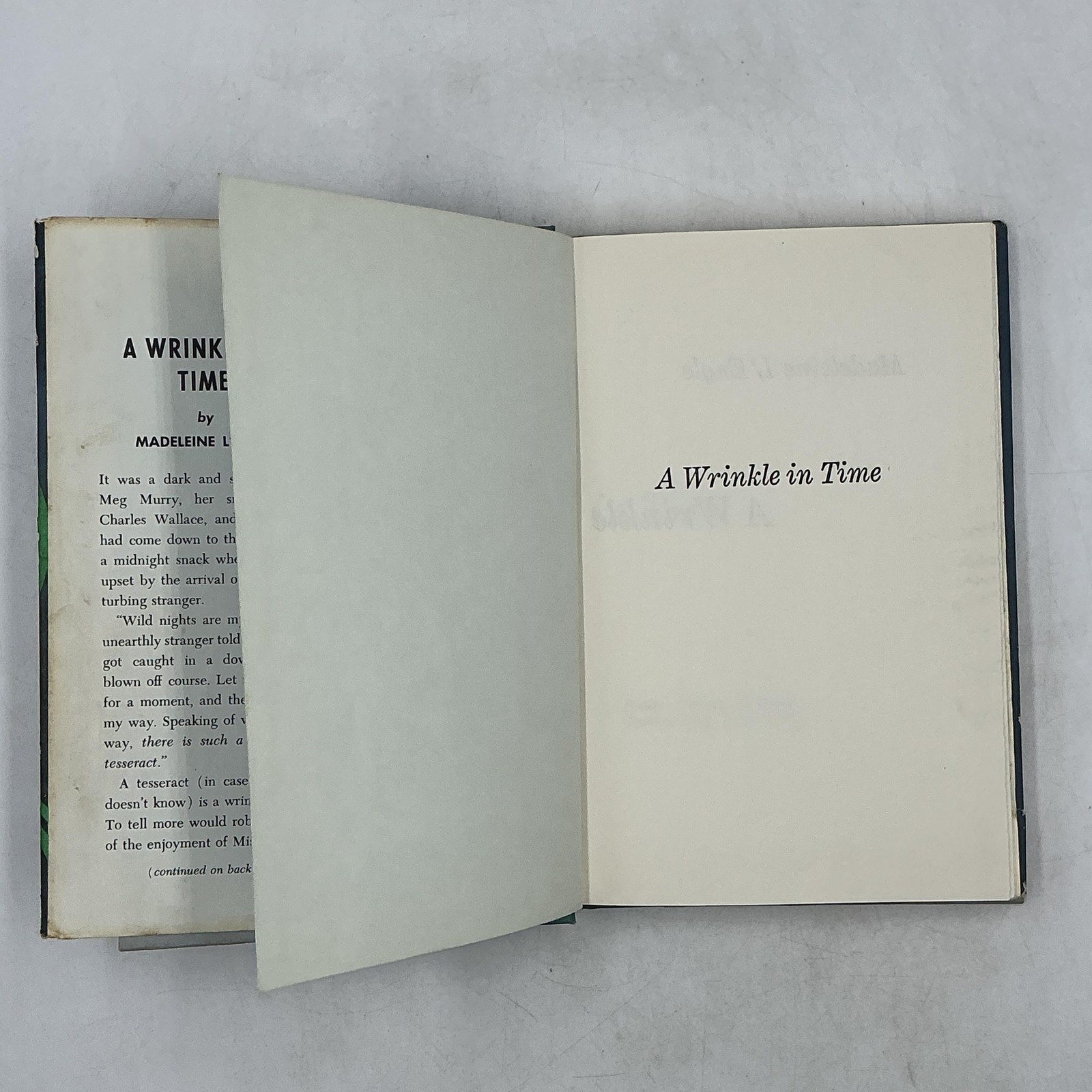 A WRINKLE IN TIME Madeleine L’Engle 1962 1st Ed HC DJ Vintage Blue BCE