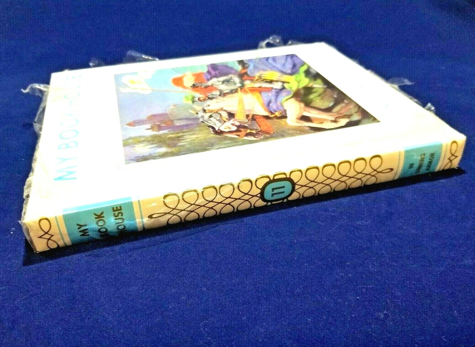 My Book House Volume 11 IN SHINING ARMOR With Off-White Cover Hardcover 2003 NEW