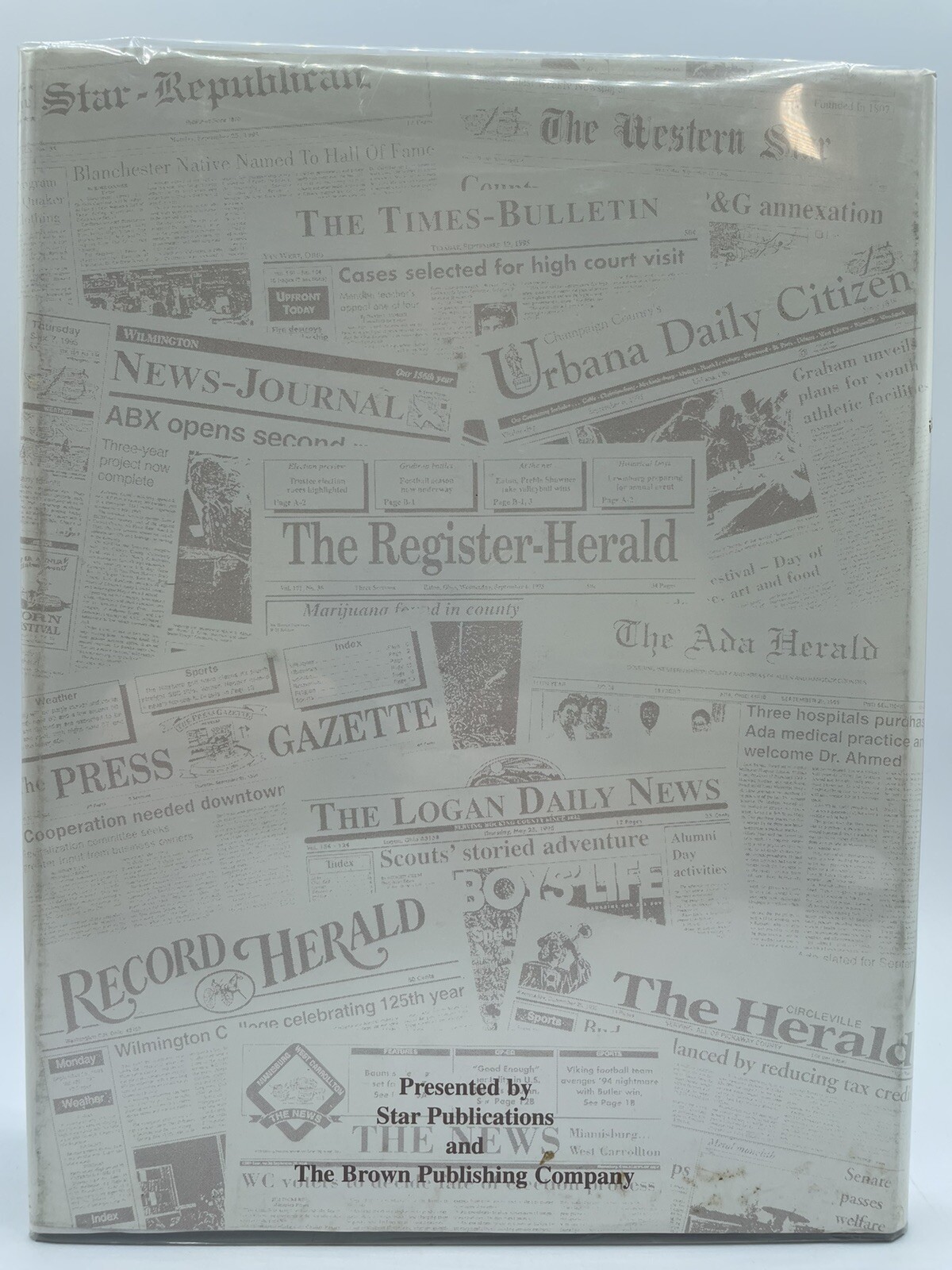Commitment to Community Warren County Ohio 1920 1995 hardcover 76 Pages