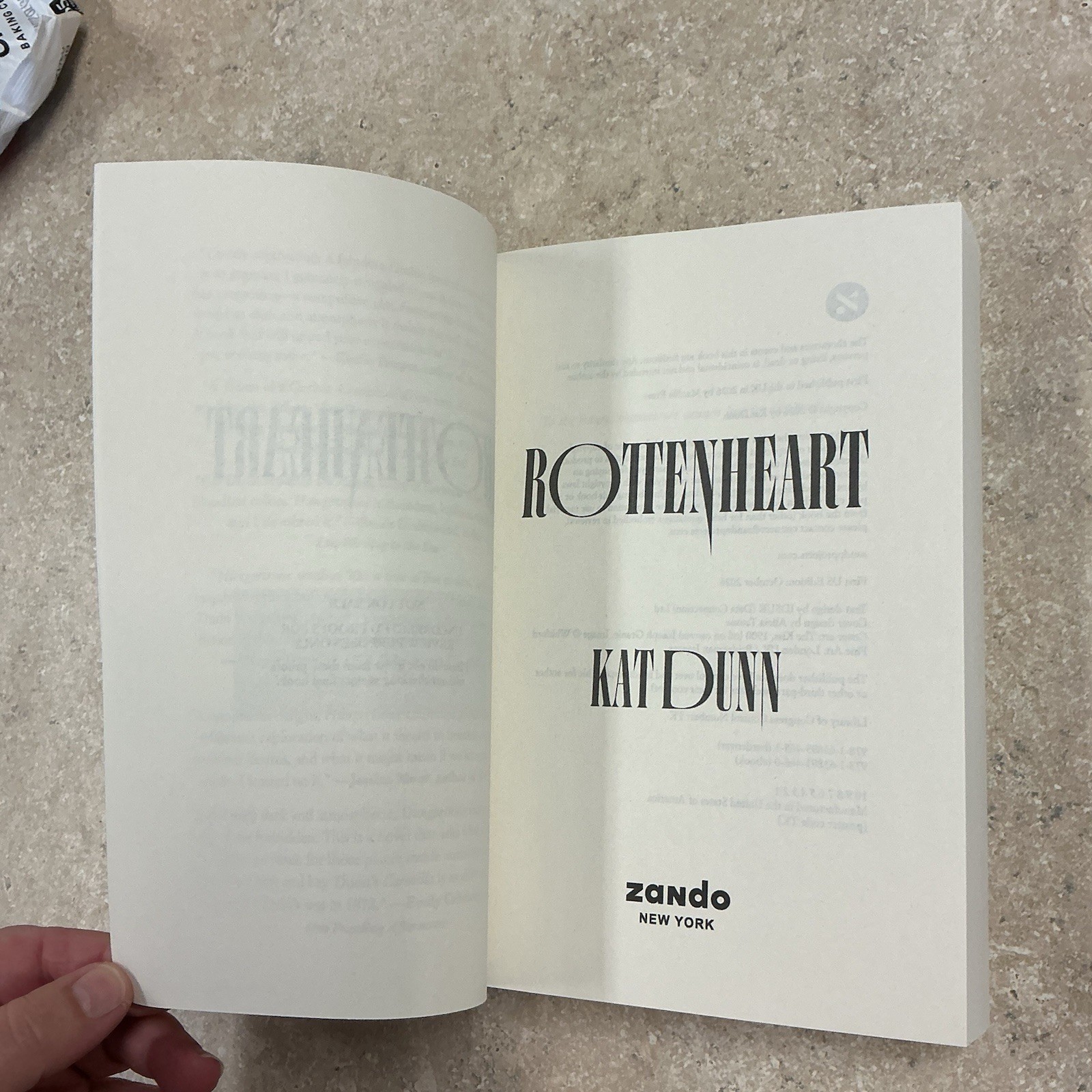Rotten Heart By Kat Dunn ( ARC 10/26) new uncorrected proof ,Darkly Intoxicating