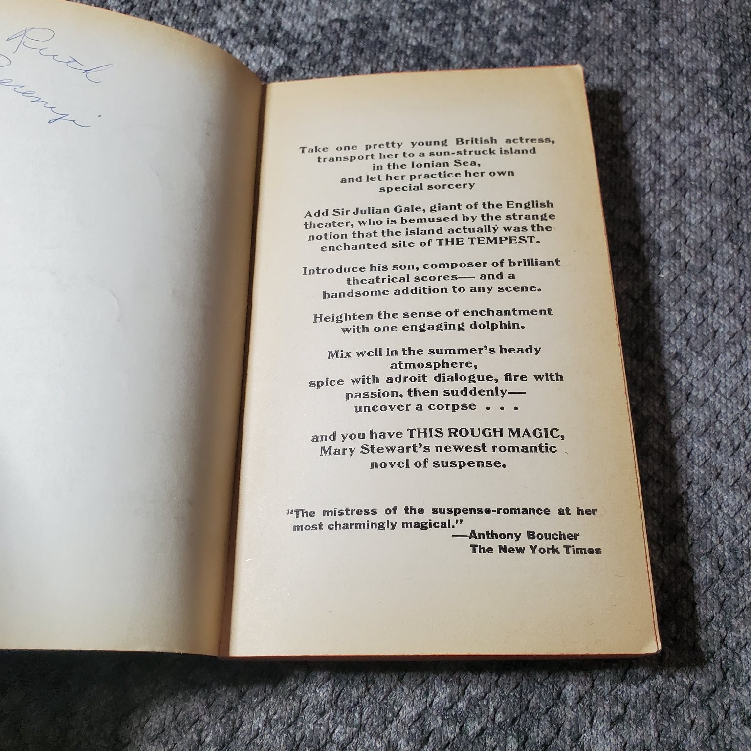 Nine Coaches Waiting Mary Stewart 1969 Reprint Suspense Gothic Romance Fawcett