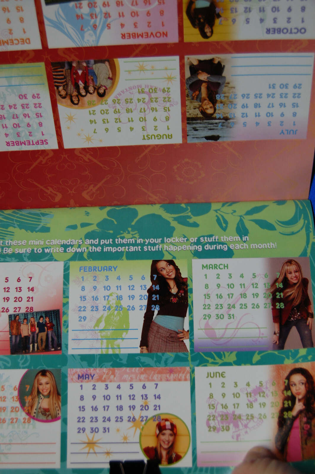 Hannah Montana Social CALENDAR 30 Pages Paperback Press outs Stickers Jan – Dec