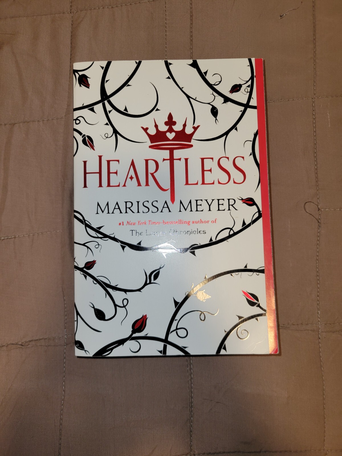 Heartless by Marissa Meyer – Paperback Like New by Square Fish