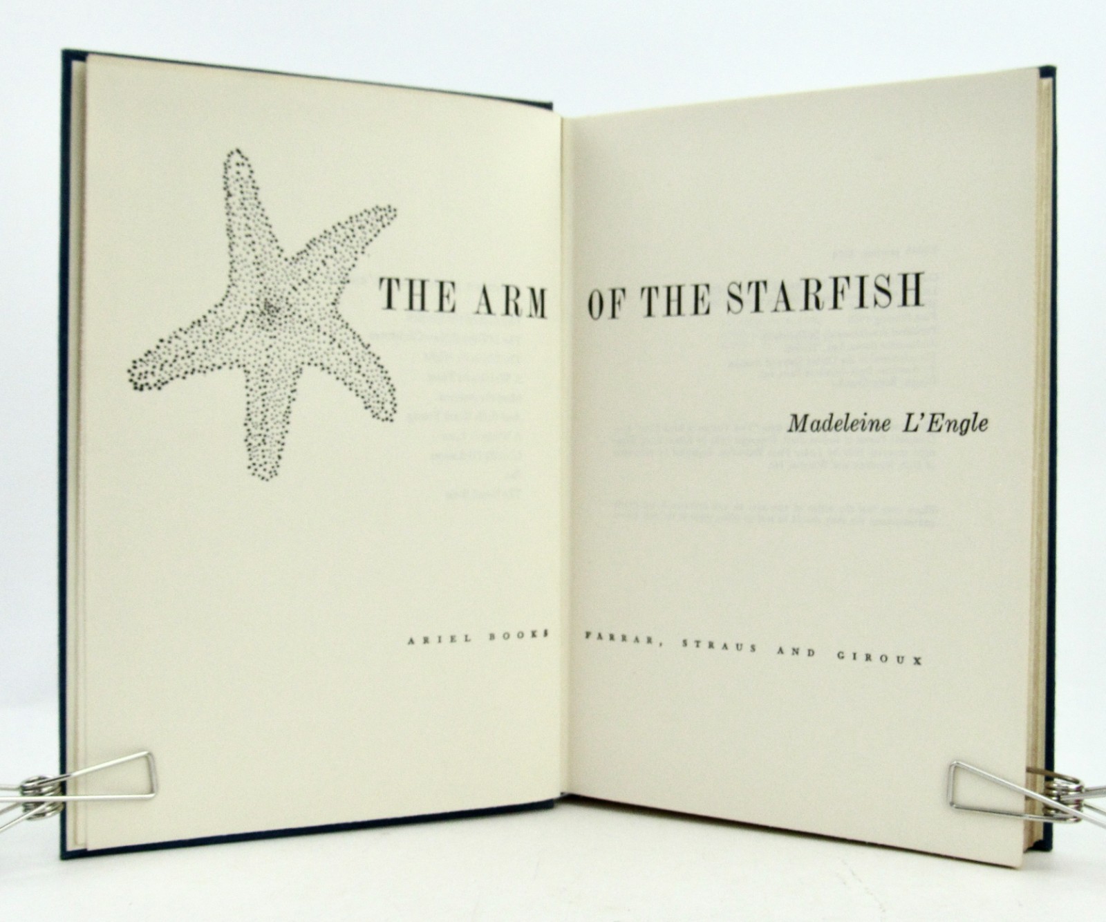 THE ARM OF THE STARFISH Madeleine L’Engle 1974 8th Printing HBDJ VGC