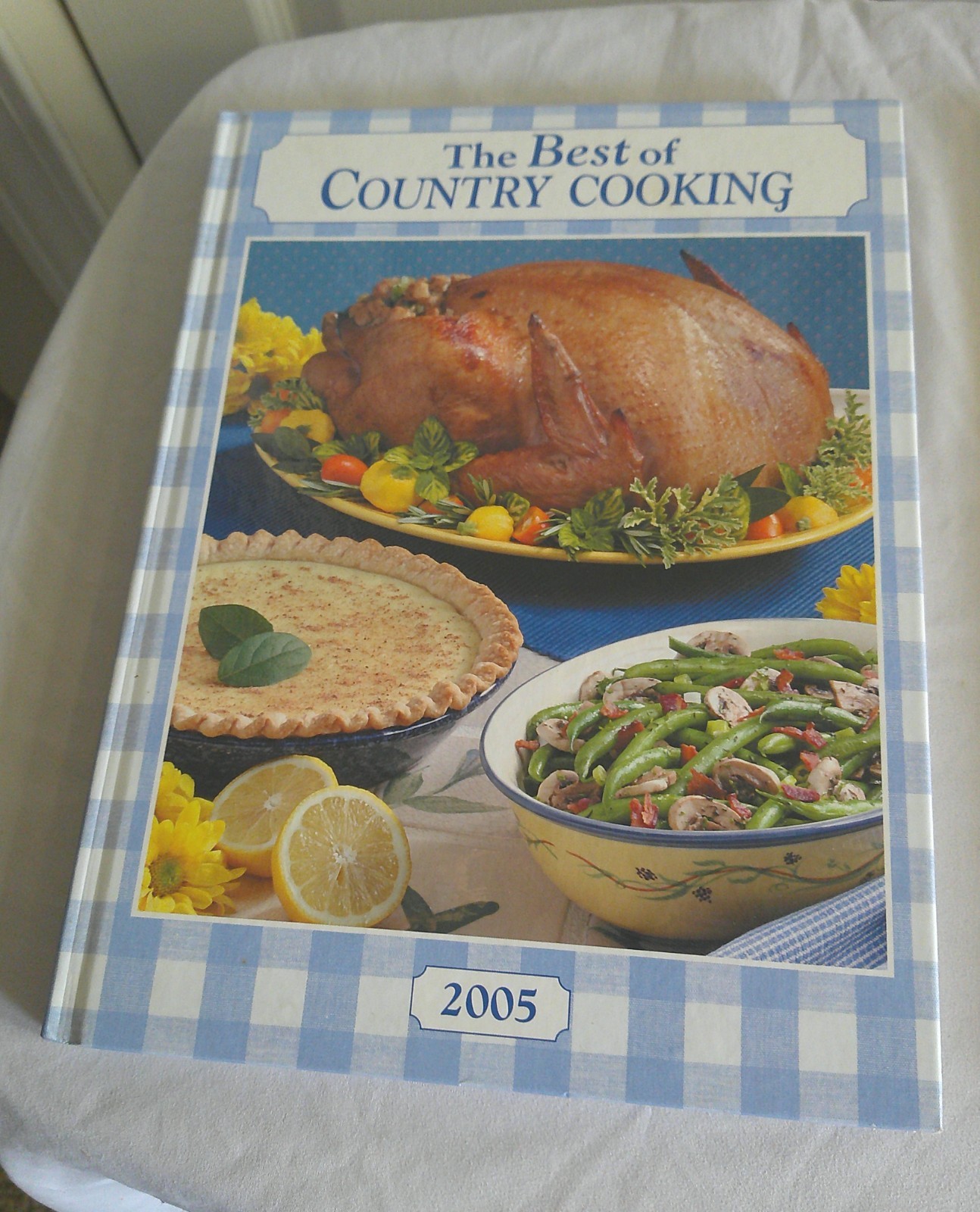 Best of Country Cooking, Cook Book’s 2005 and 2006, 184 pages each