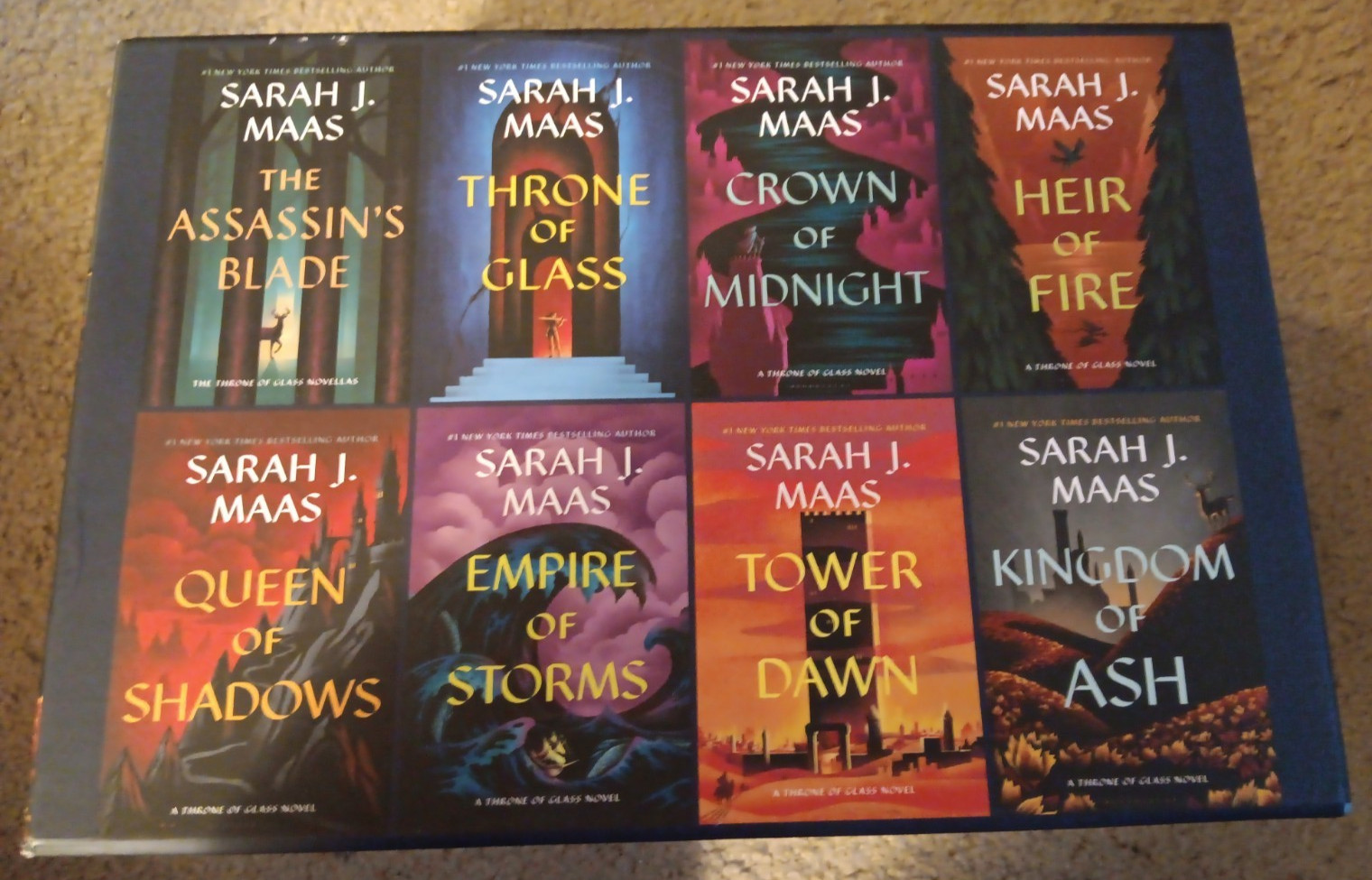 Throne of Glass Hardcover Box Set by Sarah J. Maas (2023, Hardcover)